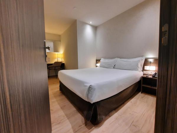 HelloSky Air Rooms Madrid : photo 2 de la chambre chambre double standard