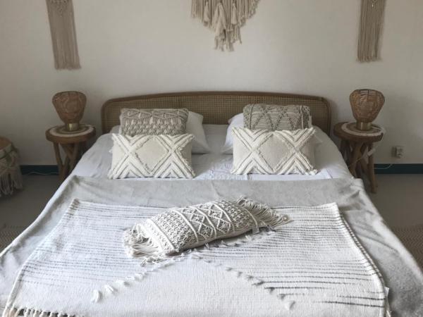 Villa Sylvania : photo 3 de la chambre chambre double - vue sur jardin