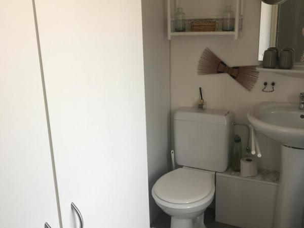 Villa Sylvania : photo 10 de la chambre chambre double - vue sur jardin