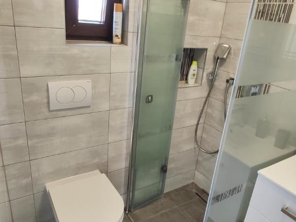 Viktor rooms and apartments : photo 6 de la chambre chambre double avec terrasse