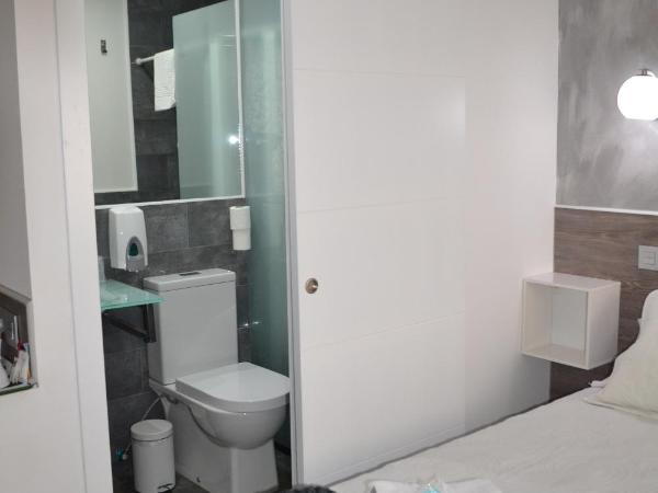 Hostal Meyra : photo 6 de la chambre chambre double