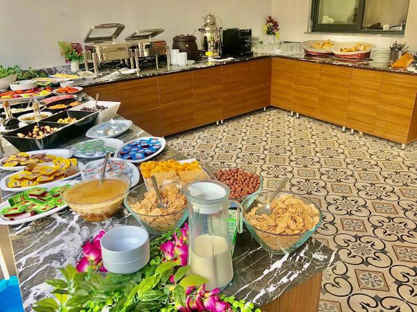 Wolf Of The City Hotel & Spa : photo 7 de la chambre chambre triple