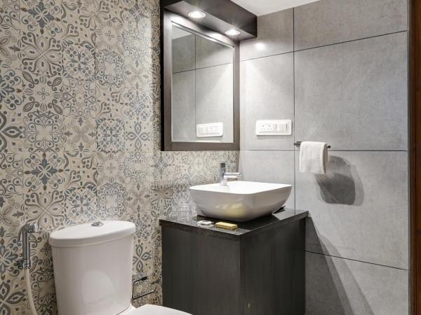 Swaroop Vilas - Lake Facing Boutique Hotel : photo 7 de la chambre suite avec vue sur lac