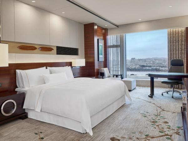 The Westin Pazhou : photo 3 de la chambre chambre lit king-size premier westin