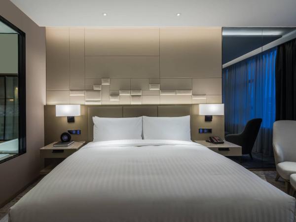 Chengdu Marriott Hotel Financial Centre : photo 6 de la chambre chambre lit king-size supérieure