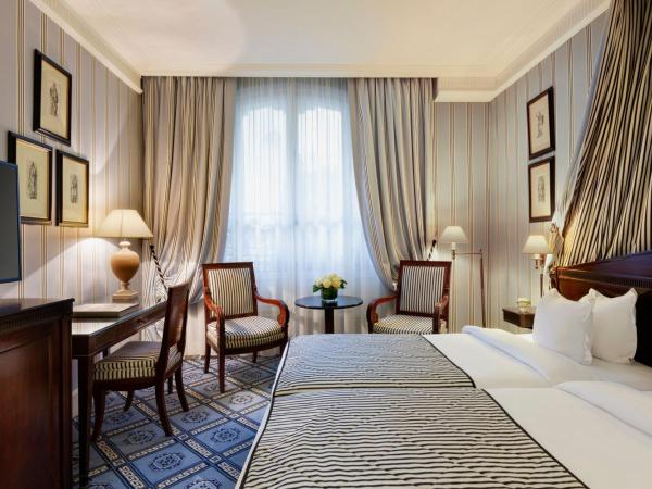 Le Dokhan's Paris Arc de Triomphe, a Tribute Portfolio Hotel : photo 2 de la chambre chambre lit queen-size deluxe