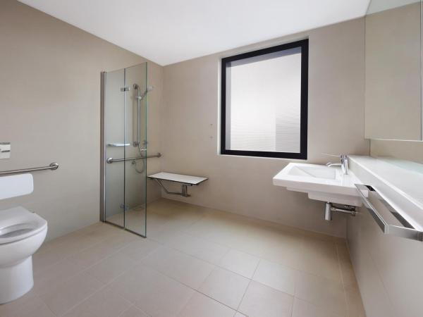 Four Points by Sheraton Sydney, Central Park : photo 5 de la chambre chambre lit king-size