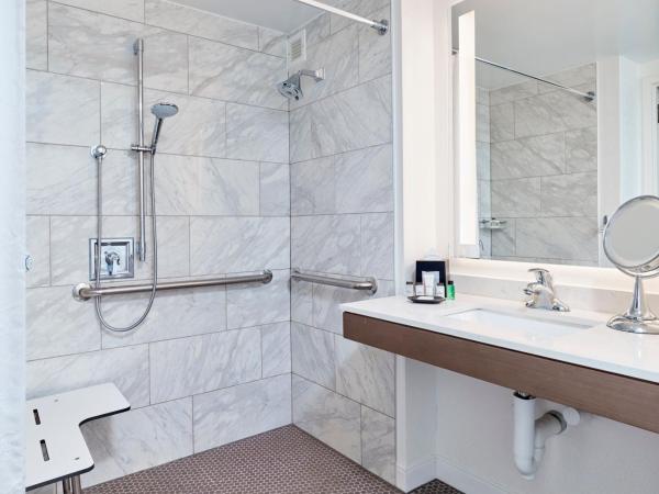 Sheraton Jacksonville Hotel : photo 7 de la chambre chambre traditionnelle avec 1 lit king-size