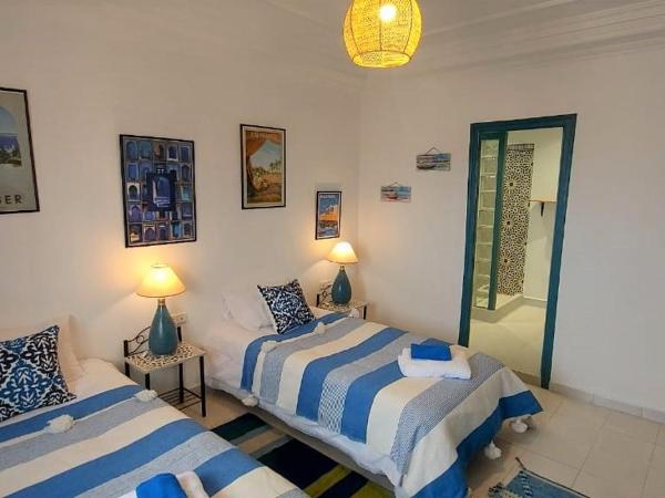 CASA ZOUINA : photo 4 de la chambre chambre double avec salle de bains privative
