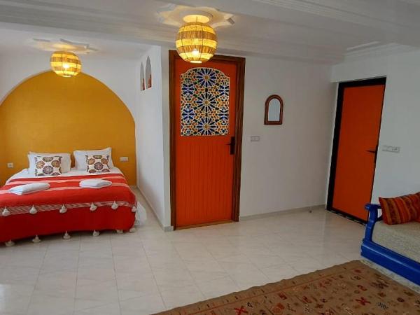 CASA ZOUINA : photo 3 de la chambre chambre double avec salle de bains privative