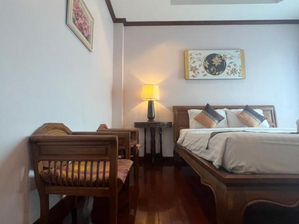 Pha Thai House : photo 7 de la chambre chambre double de luxe avec balcon