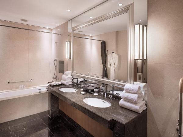 St. Regis Osaka : photo 3 de la chambre chambre lit king-size pour personnes à mobilité réduite