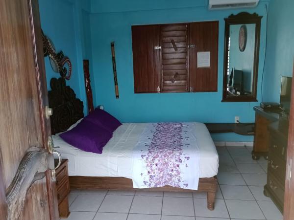 CANCUN GUEST HOUSE : photo 5 de la chambre chambre double avec salle de bains privative