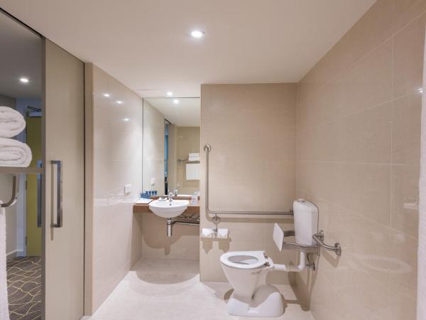 Four Points by Sheraton Perth : photo 7 de la chambre chambre lit king-size supérieure