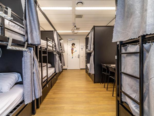 Hostelle - women only hostel Amsterdam : photo 9 de la chambre lit dans dortoir pour femmes de 10 lits