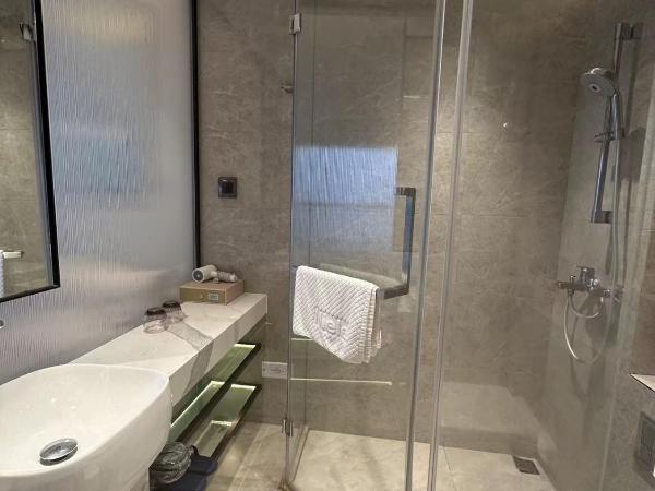 Canopy Executive Apartments - Shenzhen Futian Center : photo 5 de la chambre appartement - vue sur mer