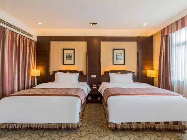 Jianguo Hotspring Hotel : photo 2 de la chambre chambre lits jumeaux deluxe