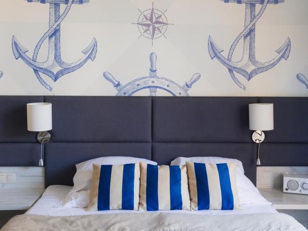 H Villa Herkules : photo 5 de la chambre chambre double supérieure