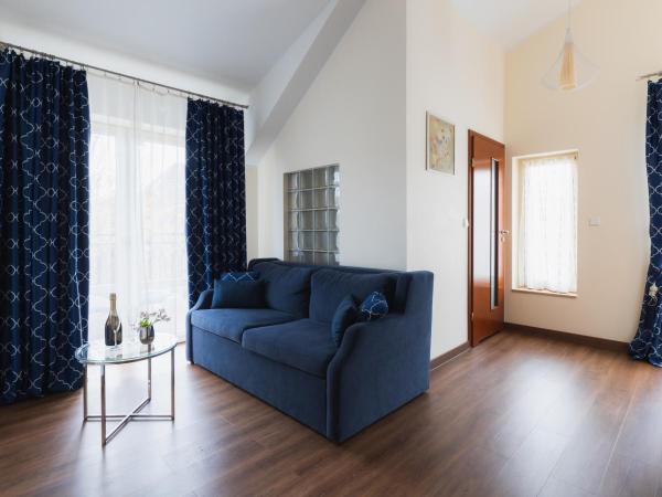 H Villa Herkules : photo 4 de la chambre suite junior familiale