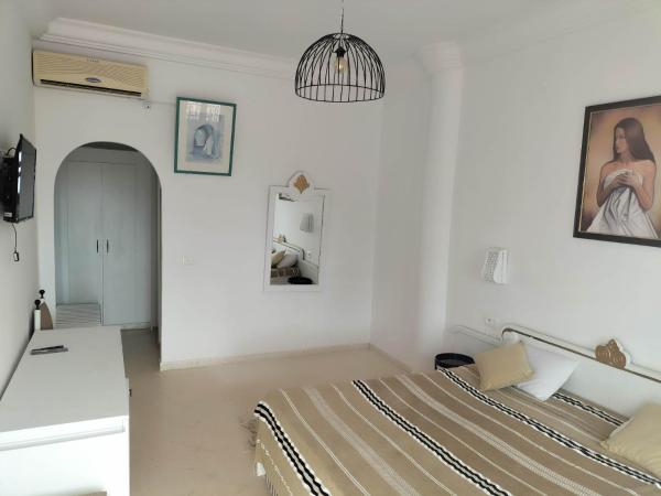 DAR BELDI : photo 6 de la chambre chambre double - vue sur piscine