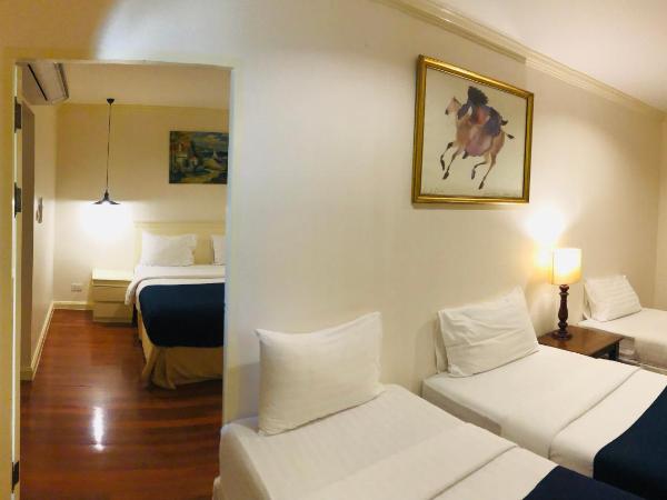 The Victory Residences Bangkok : photo 2 de la chambre chambre familiale confort