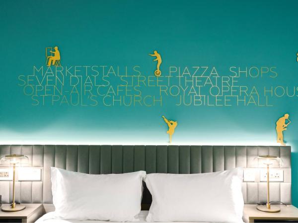 Middle Eight - Covent Garden - Preferred Hotels and Resorts : photo 5 de la chambre hébergement classique chic