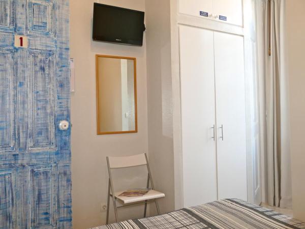 Guest House Sao Filipe : photo 1 de la chambre chambre simple