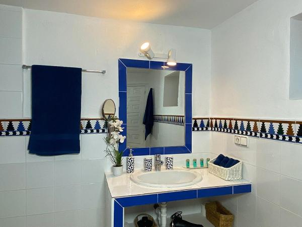 Villa Tiphareth : photo 4 de la chambre chambre quadruple avec salle de bains privative