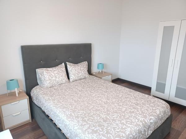 Oporto Sea Rooms : photo 3 de la chambre chambre double avec salle de bains commune