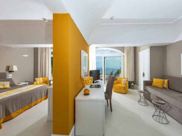 Hotel Della Piccola Marina : photo 3 de la chambre grande suite avec terrasse - vue sur mer