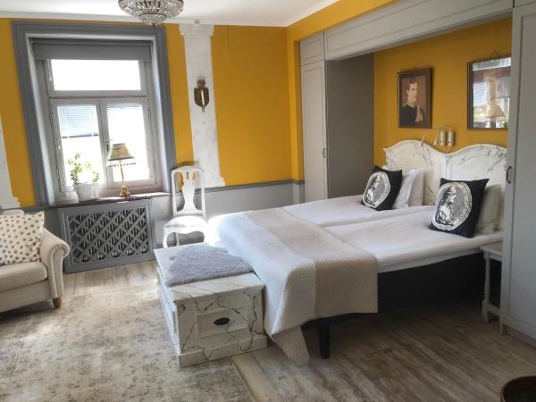 Strand Hotel : photo 3 de la chambre suite nuptiale