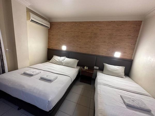 Lady Anne Hotel Sandkan : photo 4 de la chambre suite familiale deluxe