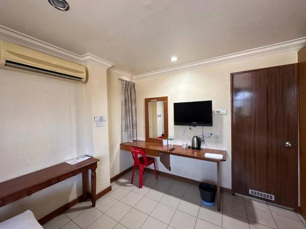 Lady Anne Hotel Sandkan : photo 5 de la chambre chambre lits jumeaux deluxe