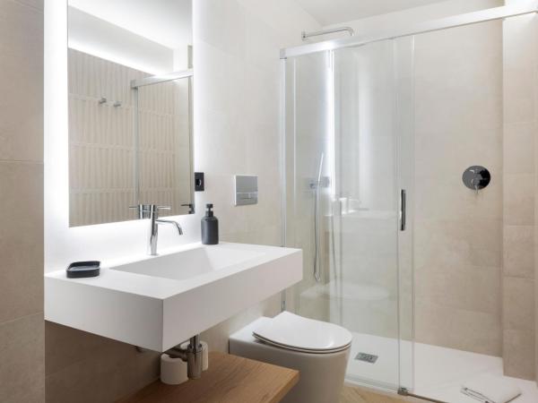 Blanq Ruzafa : photo 10 de la chambre chambre double ou lits jumeaux supérieure