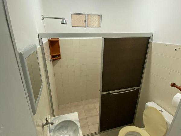 Sol'Lar Pousada & Hostel : photo 1 de la chambre chambre triple avec salle de bains privative