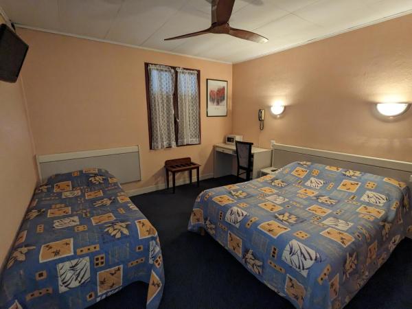 Hotel des Voyageurs : photo 1 de la chambre chambre triple
