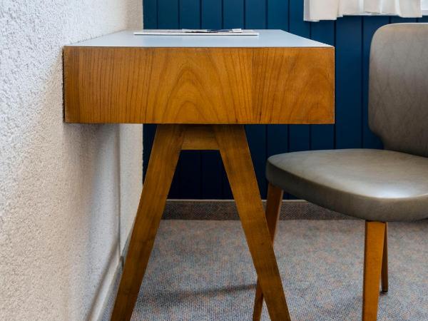 Chez Elsy - Crans-Sapins : photo 3 de la chambre chambre simple avec balcon