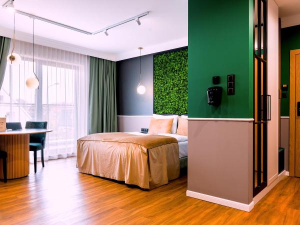 Aparthotel Green Concrete - nowy, ekologiczny hotel w Świnoujściu, Darmowy Bus Na Plażę, Free Shuttle Bus : photo 9 de la chambre studio avec balcon