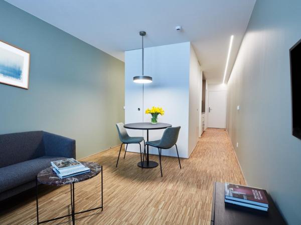 Résidence du Lys - Perrin Apartments : photo 2 de la chambre appartement 1 chambre