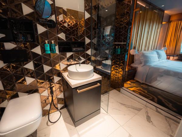 Amazing Rooms by FIVE : photo 3 de la chambre chambre extraordinaire