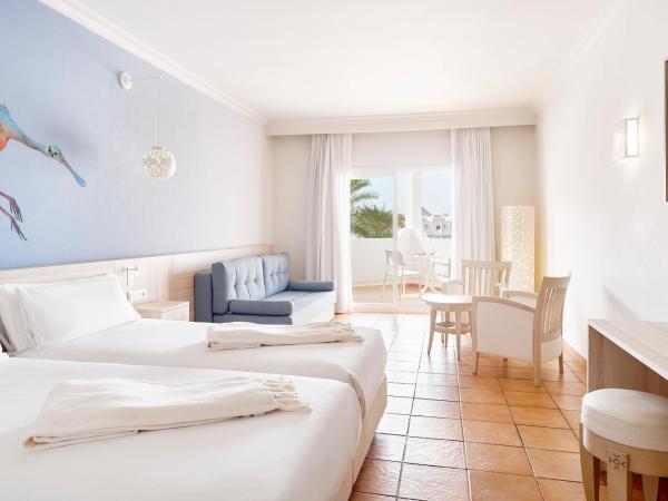 Iberostar Waves Founty Beach All Inclusive : photo 5 de la chambre chambre familiale