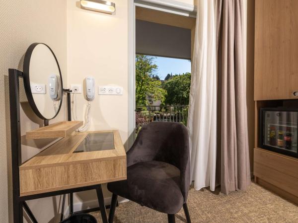 Best Western Hotel & SPA Coeur De Cassis : photo 3 de la chambre chambre lits queen-size supérieure avec balcon - vue sur jardin