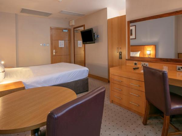 The Crown London, WorldHotels Distinctive : photo 9 de la chambre chambre double standard