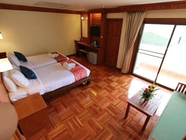Hua Hin Golf Villa : photo 4 de la chambre chambre deluxe double ou lits jumeaux