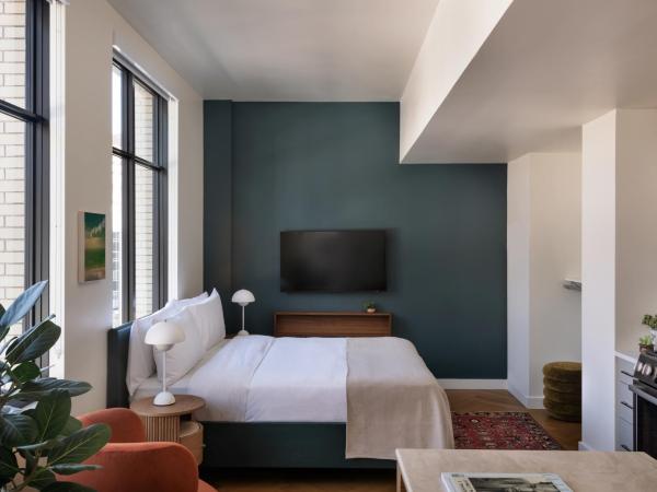 ROOST Detroit : photo 1 de la chambre studio lit king-size deluxe