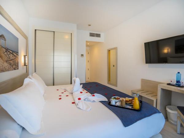 Hotel Spa Cádiz Plaza : photo 5 de la chambre chambre double ou lits jumeaux avec balcon