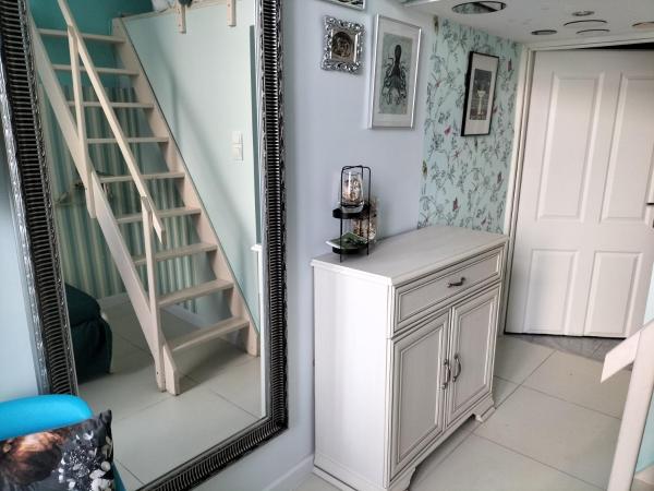 DobraNoc : photo 3 de la chambre chambre triple avec salle de bains