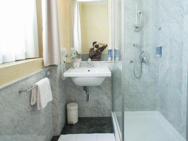 Berghotel : photo 4 de la chambre chambre lits jumeaux