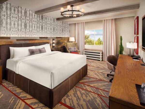 Silverton Casino Lodge - Newly Renovated : photo 2 de la chambre lodge lit king-size