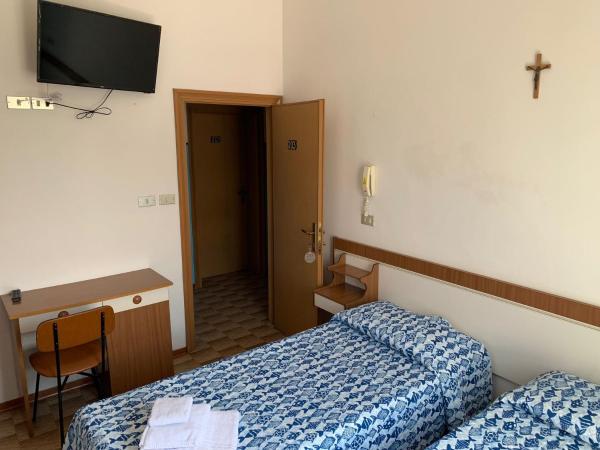 Hotel Estense : photo 1 de la chambre chambre double ou lits jumeaux